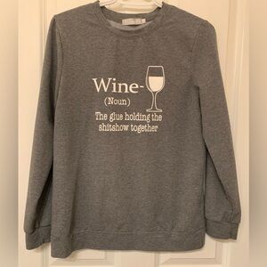 Studio 94 Gray Graphic Long Sleeve Shirt with Wine Definition